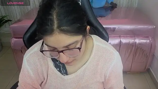 Snapshot of eva_smit_t chatting on 02/25/26, 02:45 eva smit t online show from 02/25/26, 02:45