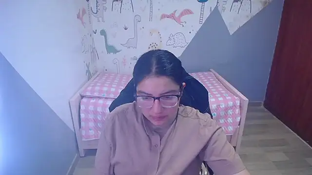 Snapshot of eva_smit_t chatting on 01/10/26, 02:40 eva smit t online show from 01/10/26, 02:40