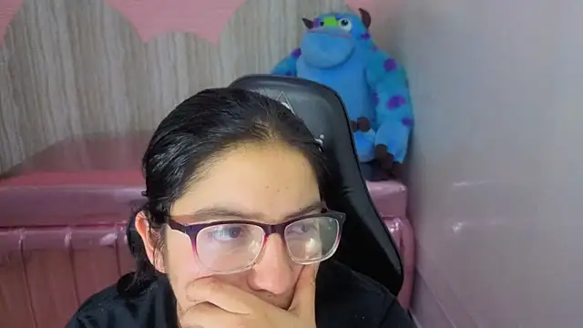 eva smit t online show from 04/16/26, 02:56