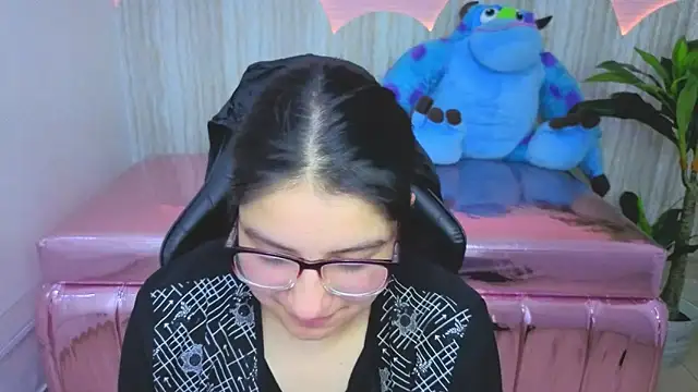 Snapshot of eva_smit_t chatting on 02/10/26, 03:38 eva smit t online show from 02/10/26, 03:38