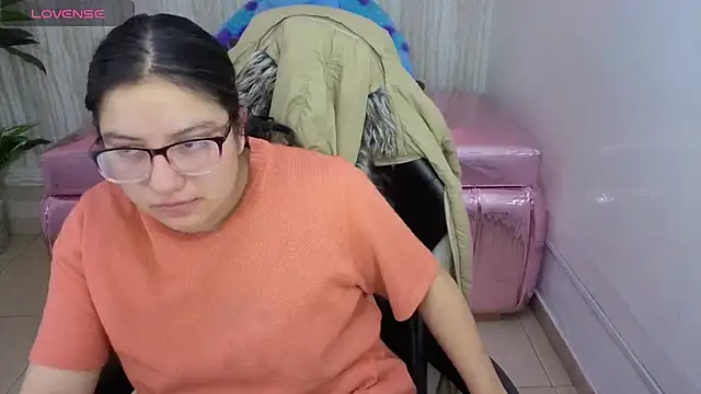 Snapshot of eva_smit_t chatting on 02/28/26, 02:33 eva smit t online show from 02/28/26, 02:33