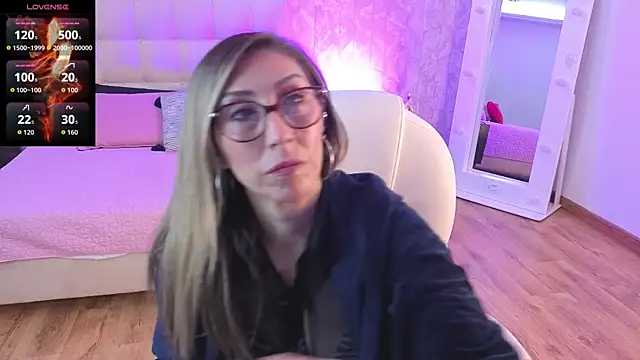 Scarlett 079 online show from 04/10/26, 11:50