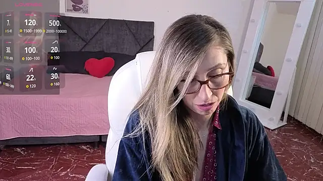 Snapshot of Scarlett_079 chatting on 05/15/26, 11:41 Scarlett 079 online show from 05/15/26, 11:41