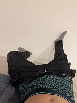 istvn2001a online show from 12/17/25, 09:53