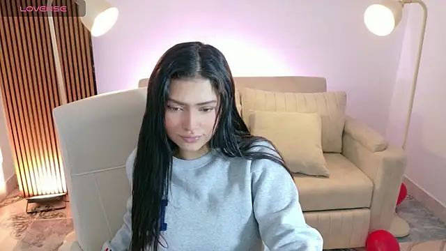 Snapshot of victoria___moon chatting on 02/24/26, 01:23 victoria moon online show from 02/24/26, 01:23