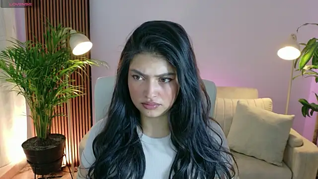 Snapshot of victoria___moon chatting on 02/19/26, 01:08 victoria moon online show from 02/19/26, 01:08