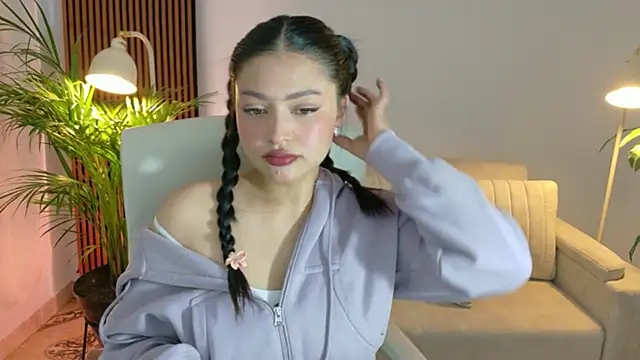 victoria   moon online show from 05/11/26, 01:45