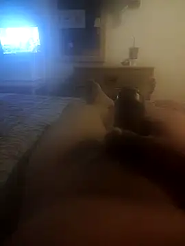 Snapshot of moneytalk516 chatting on 01/08/26, 06:08 moneytalk516 online show from 01/08/26, 06:08