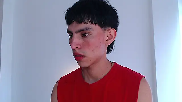 Snapshot of andrew_courtzz chatting on 01/10/26, 06:47 andrew courtzz online show from 01/10/26, 06:47