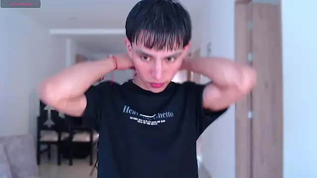 Snapshot of andrew_courtzz chatting on 01/18/26, 10:13 andrew courtzz online show from 01/18/26, 10:13