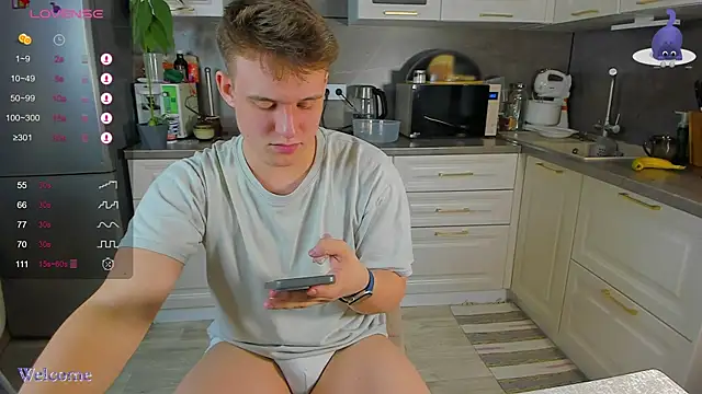 Snapshot of fruitninjaga chatting on 12/04/25, 06:56 fruitninjaga online show from 12/04/25, 06:56