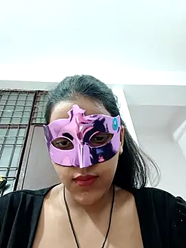 Shivani hotty online show from 03/11/26, 04:12