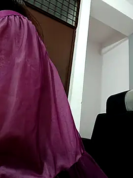 Shivani hotty online show from 02/04/26, 04:57