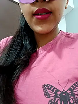 Shivani hotty online show from 03/19/26, 06:13