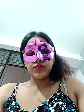 Shivani hotty online show from 02/15/26, 02:38