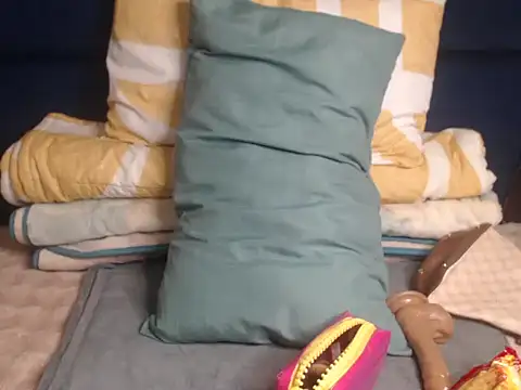 Snapshot of Sexybae799 chatting on 12/18/25, 05:28 Sexybae799 online show from 12/18/25, 05:28