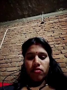 Snapshot of Misthi_hot chatting on 02/04/26, 12:33 Misthi hot online show from 02/04/26, 12:33