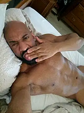 Snapshot of baddblake43 chatting on 02/18/26, 12:12 baddblake43 online show from 02/18/26, 12:12