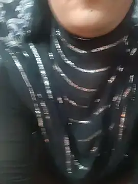 Snapshot of Ikra-786 chatting on 12/17/25, 06:35 Ikra-786 online show from 12/17/25, 06:35