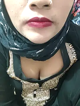 Snapshot of Ikra-786 chatting on 12/14/25, 01:01 Ikra-786 online show from 12/14/25, 01:01