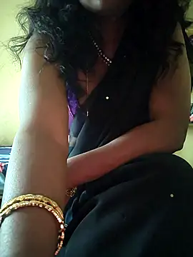 Preeti345 online show from 12/14/25, 08:09