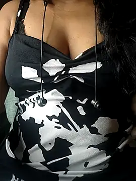 Preeti345 online show from 05/02/26, 01:11