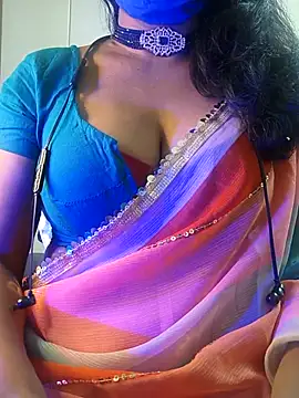 Snapshot of Preeti345 chatting on 07/26/26, 04:25 Preeti345 online show from 07/26/26, 04:25