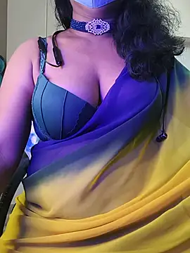 Snapshot of Preeti345 chatting on 07/21/26, 06:42 Preeti345 online show from 07/21/26, 06:42
