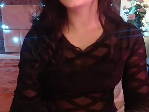 Lola Bebe online show from 04/08/26, 04:58