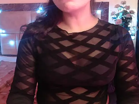 Lola Bebe online show from 04/02/26, 05:14