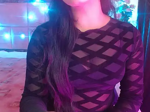 Lola Bebe online show from 03/25/26, 05:18