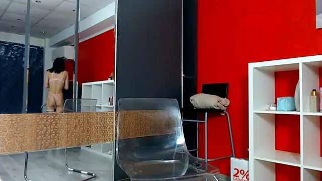 Snapshot of CorinneFelicity chatting on 12/16/25, 07:01 CorinneFelicity online show from 12/16/25, 07:01