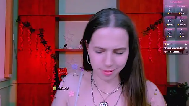 Snapshot of jenna_elayne chatting on 06/30/26, 12:49 jenna elayne online show from 06/30/26, 12:49