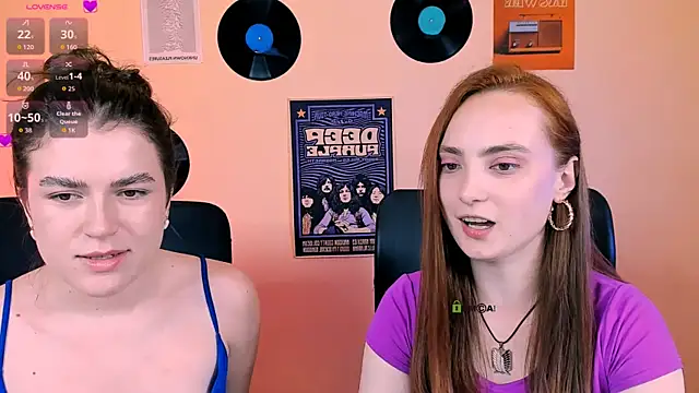 Snapshot of jenna_elayne chatting on 06/24/26, 03:10 jenna elayne online show from 06/24/26, 03:10