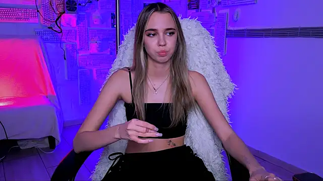 Snapshot of KimPorins chatting on 02/24/26, 04:30 KimPorins online show from 02/24/26, 04:30