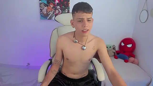 Snapshot of Jasson___ chatting on 02/04/26, 04:35 Jasson online show from 02/04/26, 04:35