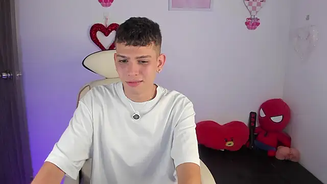 Snapshot of Jasson___ chatting on 02/14/26, 10:10 Jasson online show from 02/14/26, 10:10