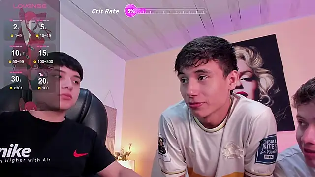 HotThreesoome online show from 04/10/26, 02:46