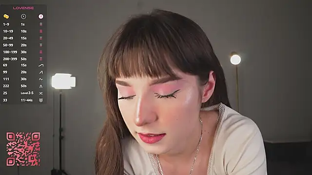 Lanenger online show from 12/15/25, 07:41