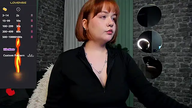 Snapshot of ginger_hood chatting on 12/15/25, 06:08 ginger hood online show from 12/15/25, 06:08