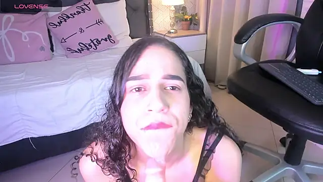 ariana  rosse online show from 05/15/26, 03:26