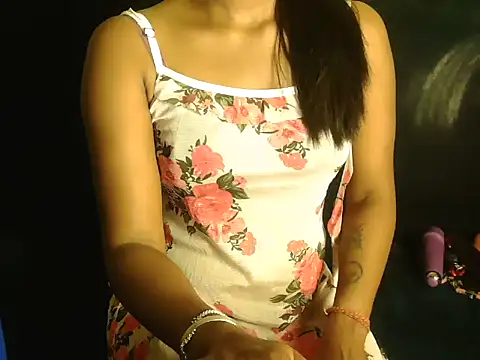 Snapshot of Bristi_03 chatting on 05/19/26, 06:04 Bristi 03 online show from 05/19/26, 06:04
