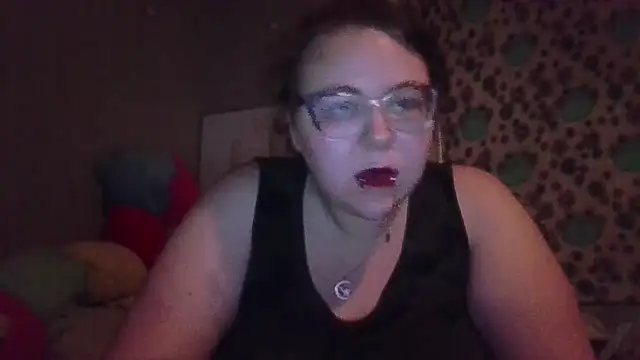 Snapshot of Rentastnrgurl chatting on 12/20/25, 12:24 Rentastnrgurl online show from 12/20/25, 12:24