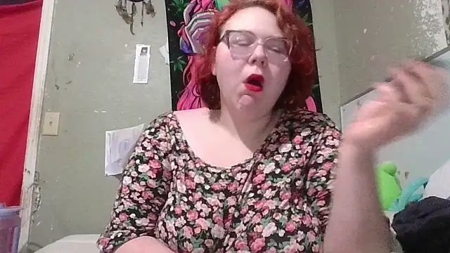 Snapshot of Rentastnrgurl chatting on 01/19/26, 12:53 Rentastnrgurl online show from 01/19/26, 12:53