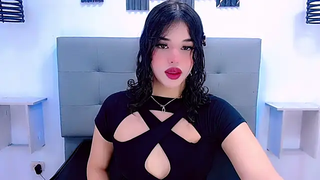 Irenne Rouss online show from 12/19/25, 01:13