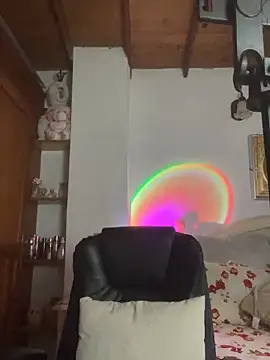 EmiHarrys online show from 04/01/26, 09:34