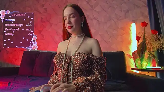 moon siren online show from 05/09/26, 08:23
