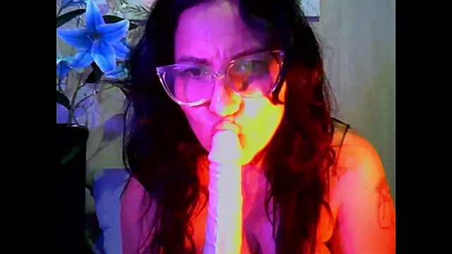 Snapshot of Camille_aspen chatting on 12/13/25, 09:32 Camille aspen online show from 12/13/25, 09:32