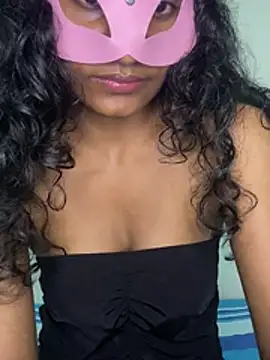 Anu camgirl online show from 06/20/26, 03:06