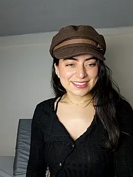 saasha Petit online show from 03/03/26, 10:33